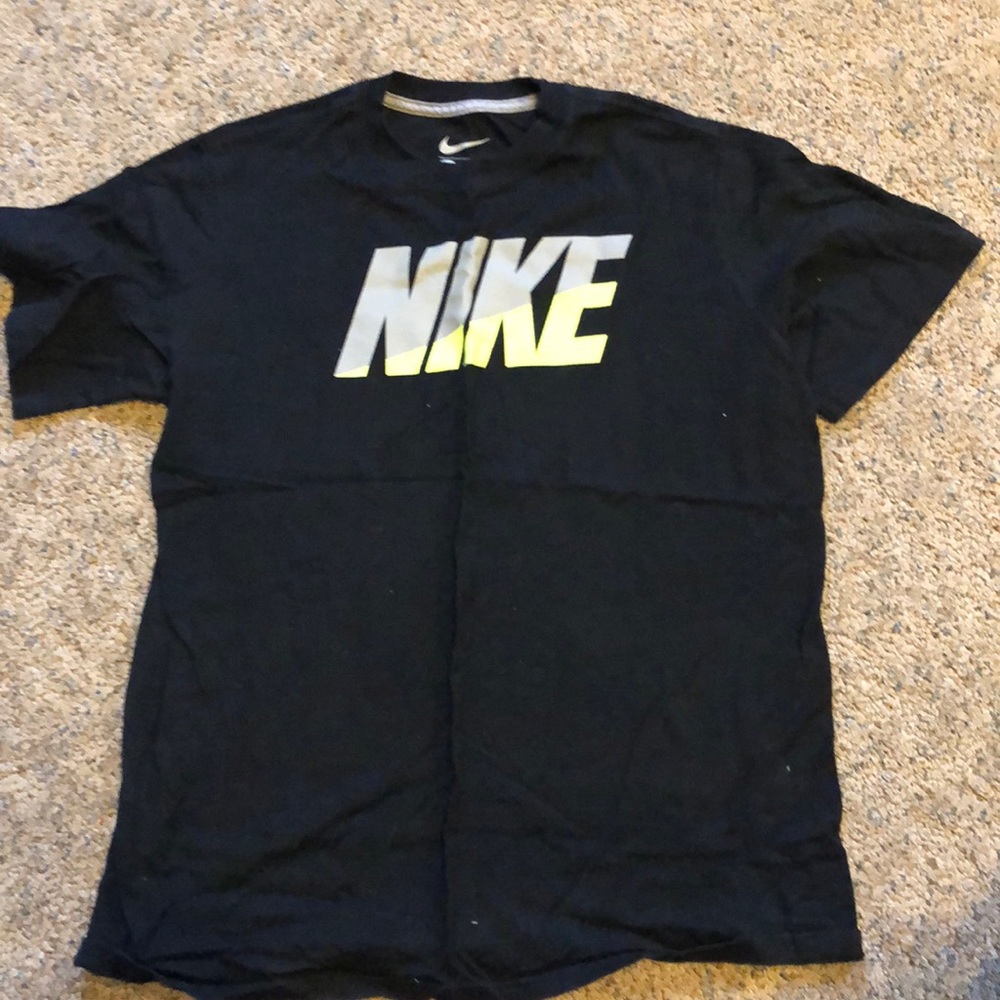 Nike t-shirt